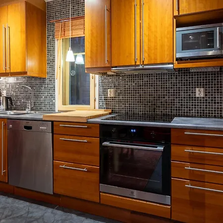 Oo-la-laa By Hi Yllaes *