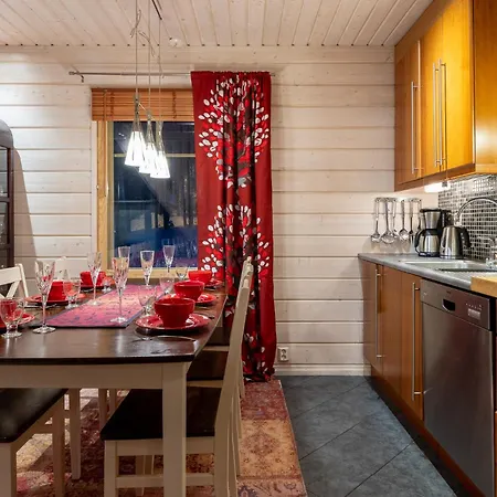 Oo-la-laa By Hi Yllaes