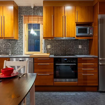 Oo-la-laa By Hi Yllaes